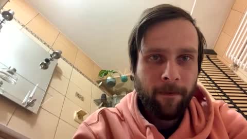 Martin online show from March 8, 4:06 pm