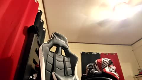 glomightyj online show from July 11, 5:23 am