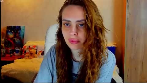 Gloria Wood online show from July 8, 1:03 pm
