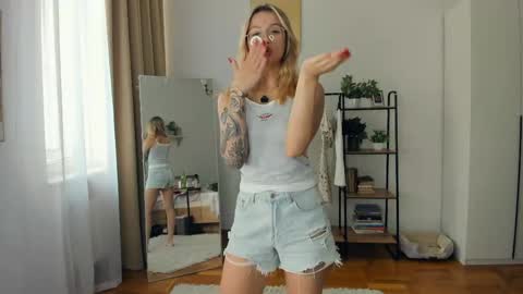 Cherry online show from June 3, 8:39 am