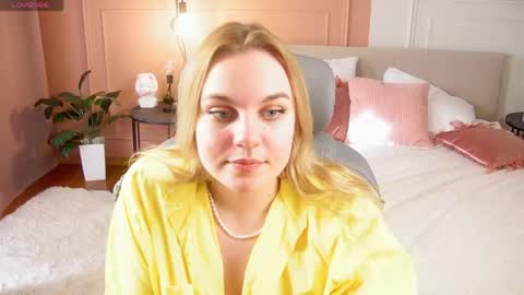 Margo online show from April 25, 2:14 am