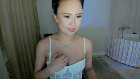 Mila online show from June 5, 6:24 pm