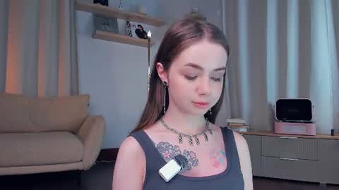 Ann Eliz and Gigi online show from June 24, 9:11 pm