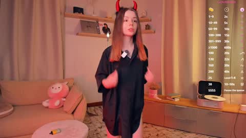 Ann Eliz and Gigi online show from March 13, 8:12 pm