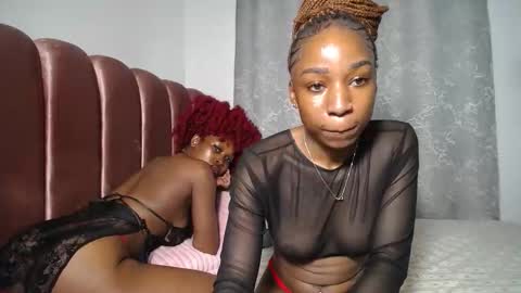 Glxsyy online show from May 11, 7:59 am