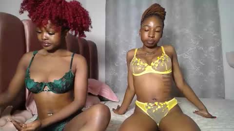 Glxsyy online show from May 9, 1:06 pm