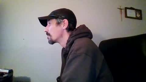 gmang4242 online show from March 27, 2:28 am