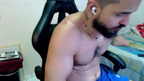 god hunkules online show from July 5, 8:27 pm