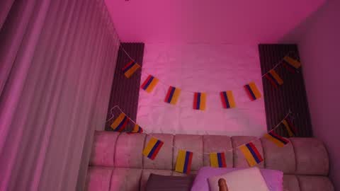goddess_eli77 online show from June 27, 5:24 am