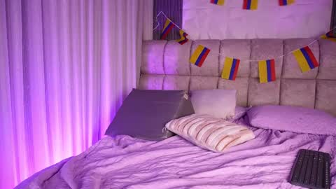 goddess_eli77 online show from July 8, 7:34 am