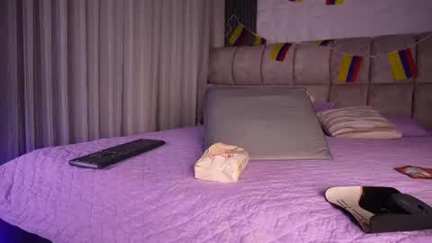 goddess_eli77 online show from July 5, 3:20 am