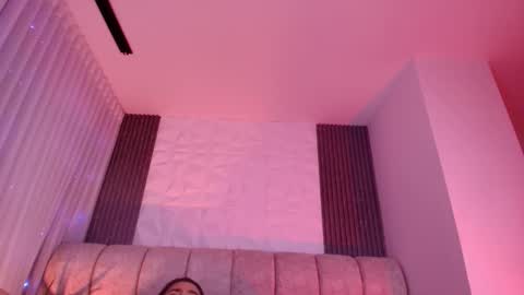 goddess_eli77 online show from February 3, 6:40 am