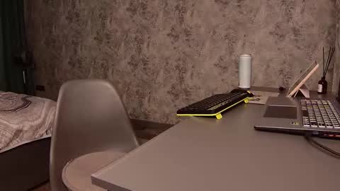 Goddess Elizabeth  NO NUDE  femdom online show from November 22, 7:07 am