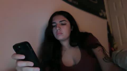 Snapshot of goddess_madii chatting on September 15, 7:43 am Madii online show from September 15, 7:43 am
