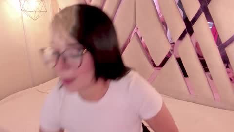 M A R T I N A  online show from February 19, 12:48 pm