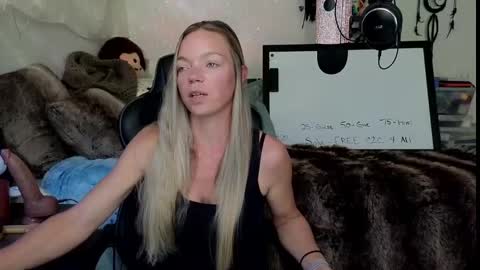 Patricia Mars           Goddess of Mars twitter thegoddessmindy online show from September 16, 3:15 pm