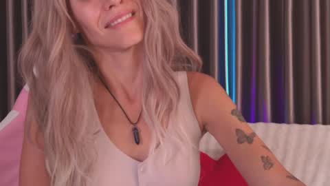 Katarina online show from April 26, 3:42 pm