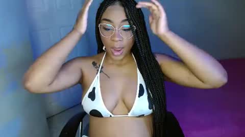 Valentina online show from August 2, 9:05 pm