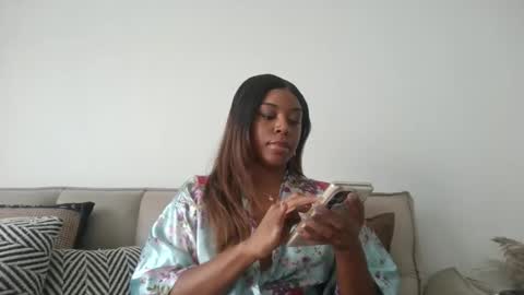 Miss Raven Black online show from June 4, 5:30 pm