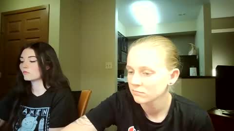 feyaa22 online show from September 17, 4:38 am