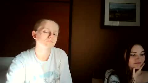 feyaa22 online show from October 2, 4:50 pm