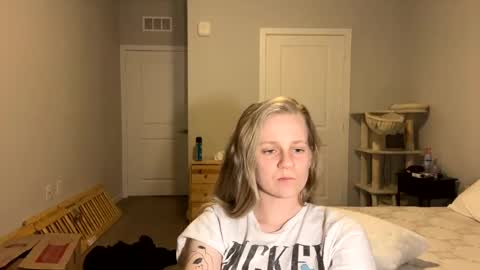 feyaa22 online show from March 12, 12:53 am