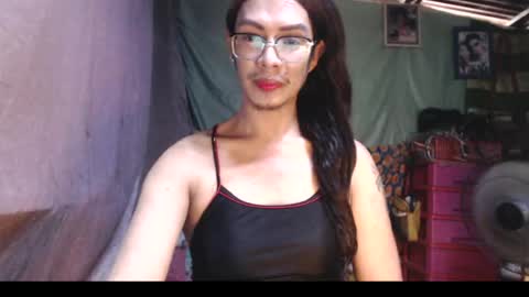KENNY DOLL online show from April 29, 7:02 am