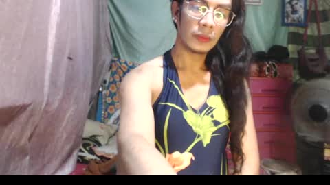 KENNY DOLL online show from June 17, 6:40 am