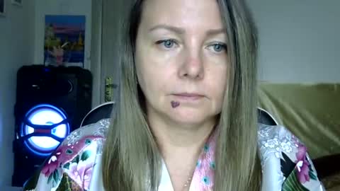 gold_585 online show from June 18, 9:47 am