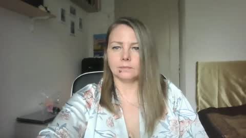 gold_585 online show from June 12, 7:40 am