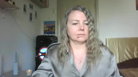 gold_585 online show from June 6, 8:31 am