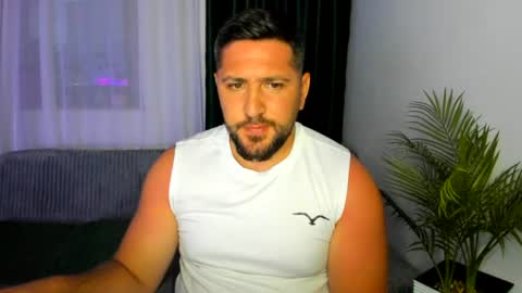 gold_alpha_boy online show from July 12, 6:22 pm