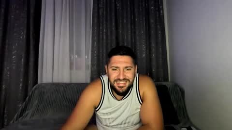 gold_alpha_boy online show from September 19, 6:44 pm