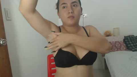 bella online show from March 7, 11:29 am