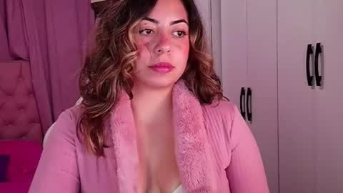 golden_gingerkitty online show from July 24, 2:09 am