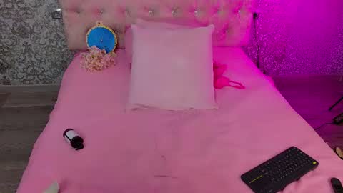 golden girl   online show from June 26, 1:55 am