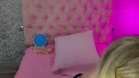 golden girl   online show from July 3, 1:54 am