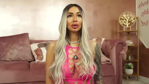 GoldenAmberX online show from March 4, 6:32 am