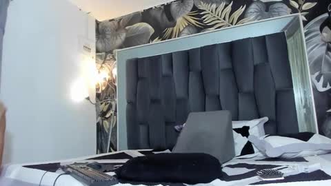 goldenbigcockts online show from February 21, 2:38 pm