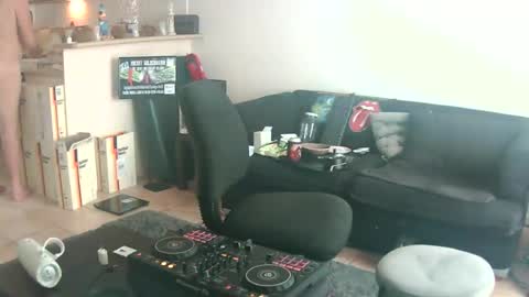 goldyguy011 online show from June 20, 1:12 am