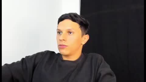 Snapshot of goodboy69i chatting on January 30, 9:36 pm goodboy69i online show from January 30, 9:36 pm