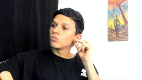 Snapshot of goodboy69i chatting on February 12, 9:22 pm goodboy69i online show from February 12, 9:22 pm