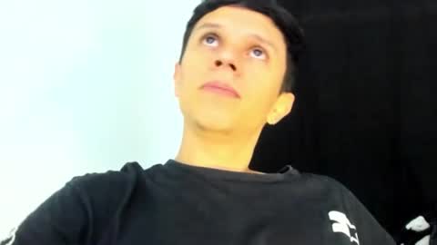 Snapshot of goodboy69i chatting on February 10, 2:08 am goodboy69i online show from February 10, 2:08 am