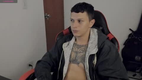 Snapshot of goodboy69i chatting on October 22, 10:22 pm goodboy69i online show from October 22, 10:22 pm