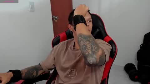 Snapshot of goodboy69i chatting on September 14, 12:28 pm goodboy69i online show from September 14, 12:28 pm