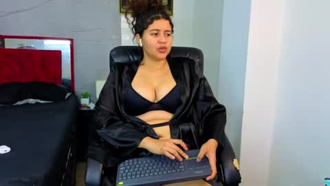 Goodgirlxxxl online show from July 1, 1:14 am