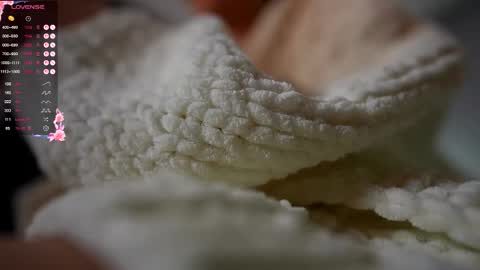 gooodgirlhere online show from December 13, 7:53 pm