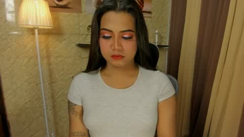 RIANA online show from July 10, 6:23 pm