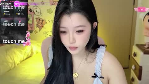 Snapshot of gorgeous_girl33 chatting on October 11, 6:40 am gorgeous girl33 online show from October 11, 6:40 am