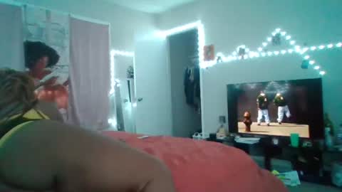 Snapshot of gotcake713 chatting on October 5, 2:53 am Sue Goddess online show from October 5, 2:53 am